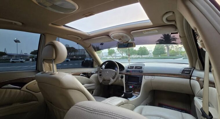 Mercedes E350 2005 GCC Full option For Sale