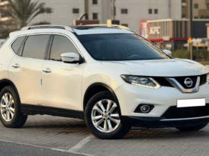 NISSAN X-TRAIL Full option 2015 Gcc in good condit