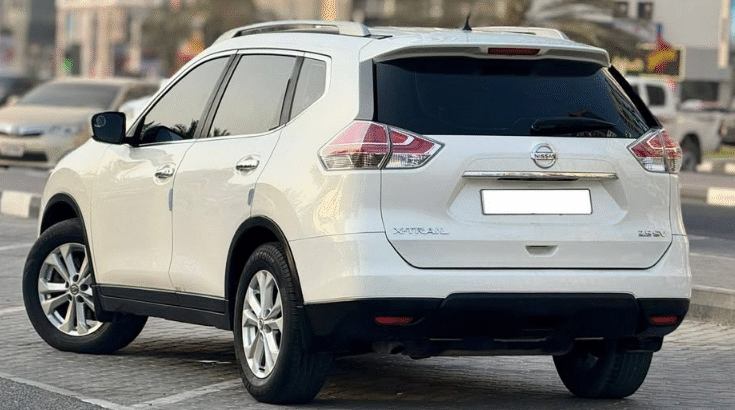 NISSAN X-TRAIL Full option 2015 Gcc in good condit
