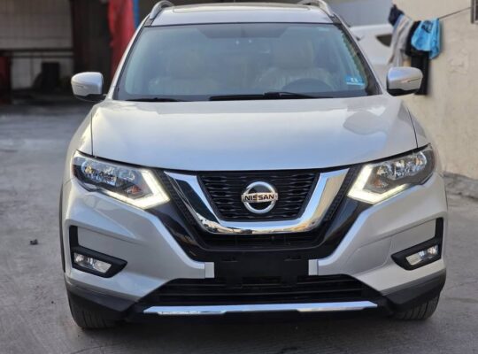 Nissan Rogue 2015 sv awd panorama for sale