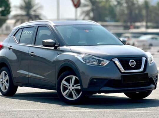Nissan kicks 2020 Gcc excellent condition for sale