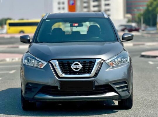 Nissan kicks 2020 Gcc excellent condition for sale