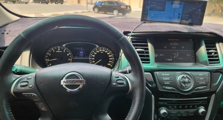 Nissan pathfinder 2018 Gcc in good condition for s