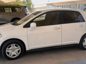 Nissan tiida 2011 Gcc in good condition for sale