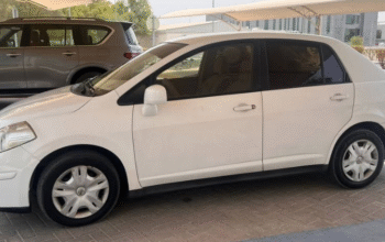Nissan tiida 2011 Gcc in good condition for sale