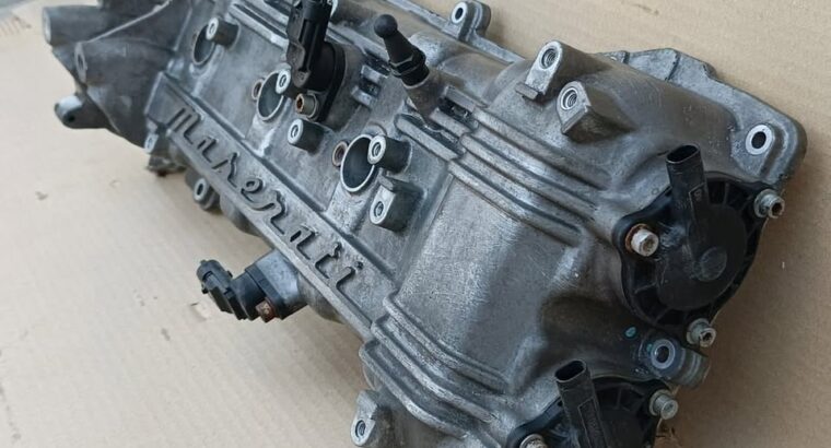 Genuine Right Cylinder Head Cover 3.0L V6 318089 F