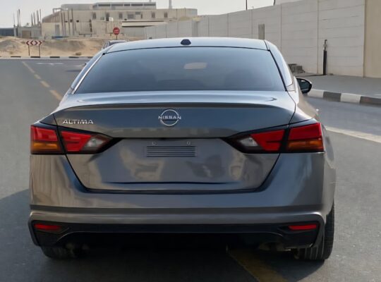 Nissan Altima full option 2020 USA imported