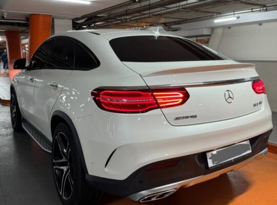Mercedes GLE43 AMG 2018 Gcc for sale