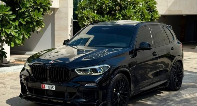 BMW X5 50i full option 2019 Gcc for sale