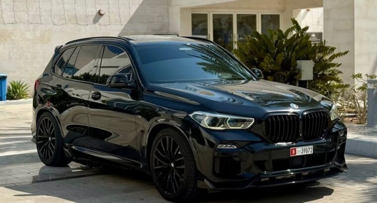 BMW X5 50i full option 2019 Gcc for sale