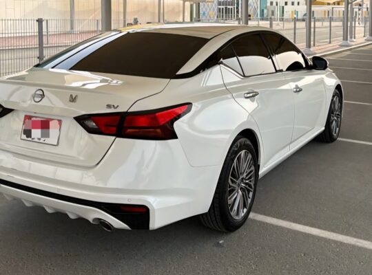 Nissan Altima SV 2023 Gcc for sale