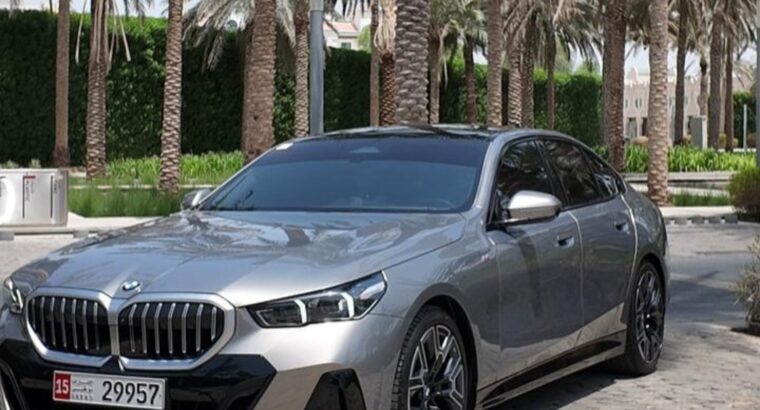 BMW 520i M kit 2024 Gcc in perfect condition
