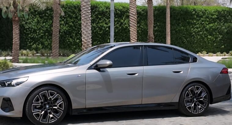 BMW 520i M kit 2024 Gcc in perfect condition