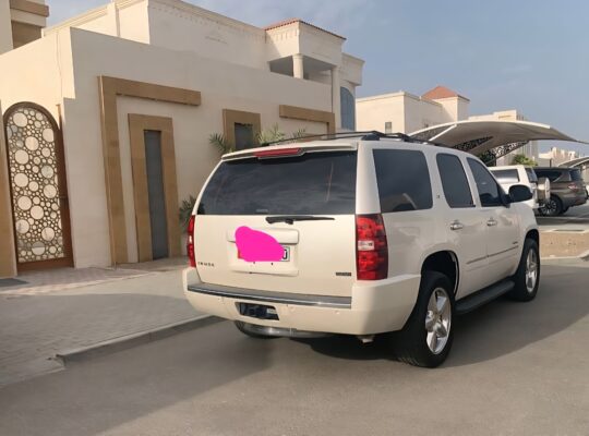 Chevrolet Tahoe LTZ 2010 Gcc full option for sale
