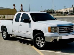 Gmc sierra SLE 2013 Gcc for sale