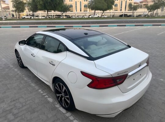 Nissan Maxima SV 2018 Gcc for sale