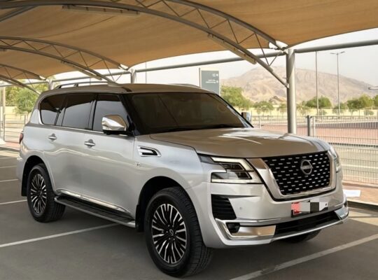 Nissan patrol platinum 2022 Gcc for sale