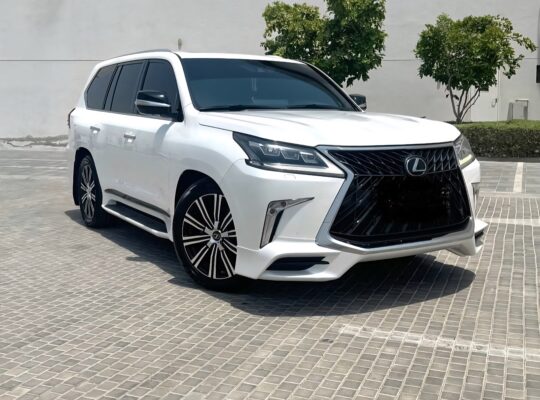 Lexus LX570 signature 2020 Gcc full option