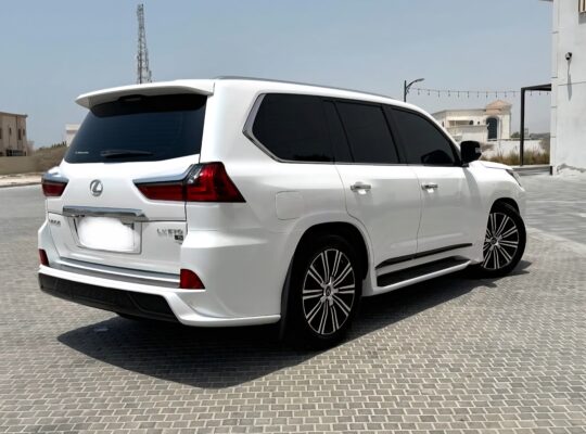 Lexus LX570 signature 2020 Gcc full option