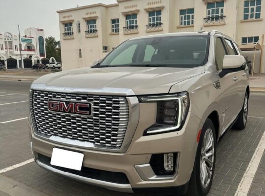 Gmc Youkon Denali 2022 Gcc fully loaded