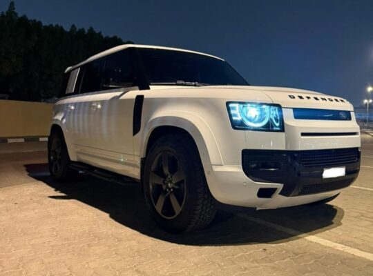 Land rover defender HSE 2024 Gcc for sale