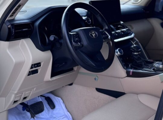 Toyota Land cruiser GXR twin turbo 2024 Gcc