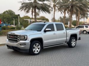 Gmc sierra SLE 2018 Gcc for sale