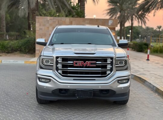 Gmc sierra SLE 2018 Gcc for sale