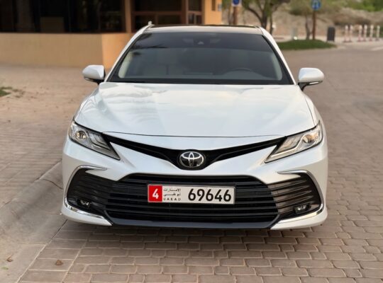 Toyota Camry sport 2023 Gcc fully loaded