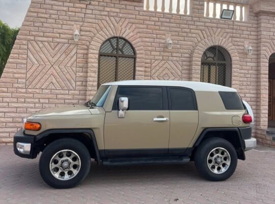 Toyota Fj Cruiser 2013 Gcc for sale