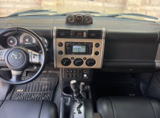 Toyota Fj Cruiser 2013 Gcc for sale