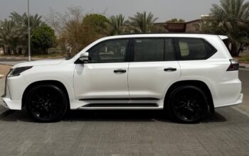 Lexus LX570 sport 2019 Gcc for sale