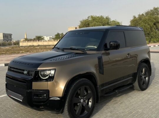 Land rover defender 90 coupe 2021 Gcc for sale