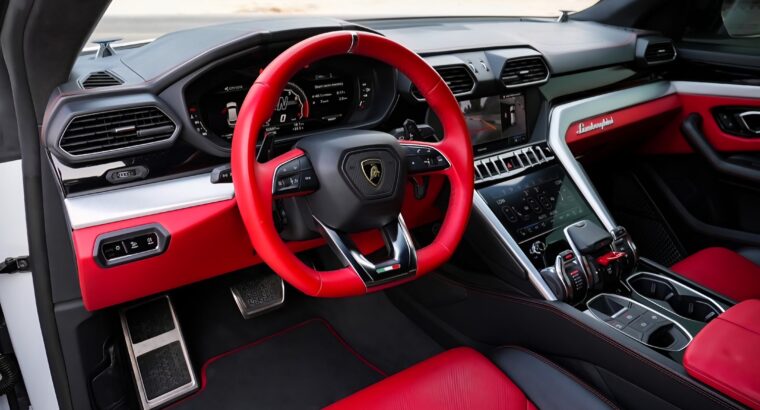 Lamborghini Urus full option 2019 Gcc for sale