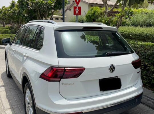 Volkswagen Tiguan full option 2020 Gcc