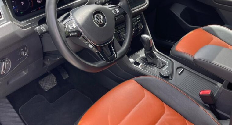 Volkswagen Tiguan full option 2020 Gcc