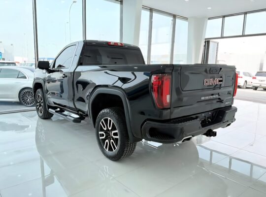 Gmc sierra AT4 coupe 2023 Gcc for sale