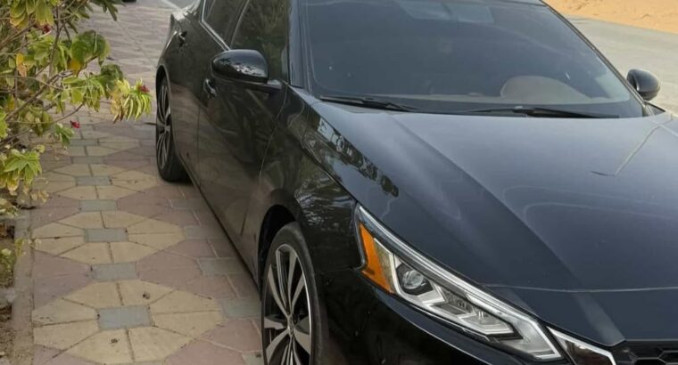 Nissan Altima SR 2021 Gcc for sale