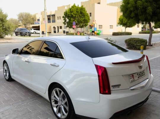 Cadillac ATS full option 2015 Gcc for sale