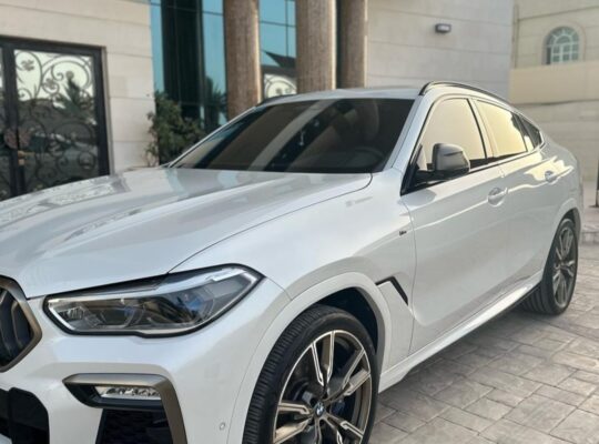 BMW X6 full option 50i Gcc 2021 for sale