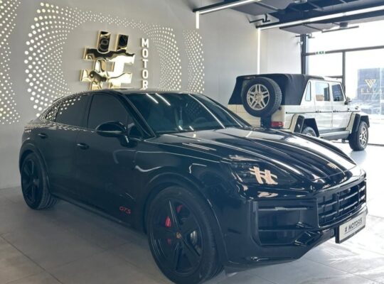 Porsche Cayenne GTS full option 2025 Gcc