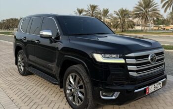 Toyota Land cruiser VXR Twin turbo 2023 Gcc
