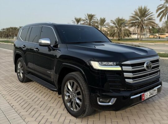 Toyota Land cruiser VXR Twin turbo 2023 Gcc