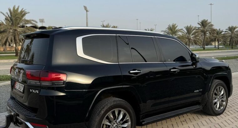 Toyota Land cruiser VXR Twin turbo 2023 Gcc