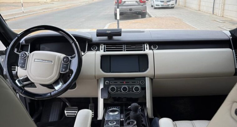 Range Rover vouge SE 2013 Gcc for sale