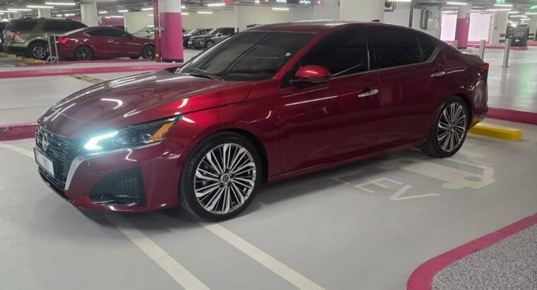 Nissan Altima SL full option 2024 Gcc for sale