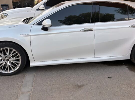 Toyota Camry 2019 Grandy full option Gcc