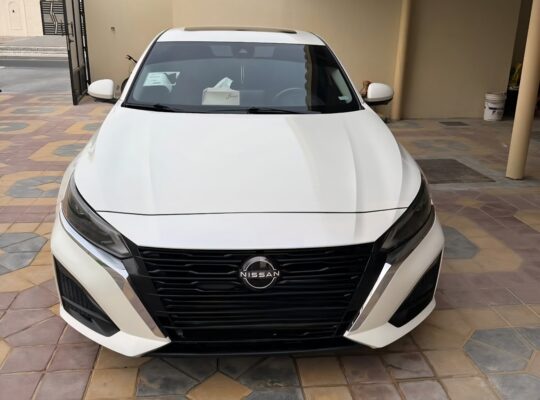 Nissan Altima SL 2.0 turbo Gcc 2023 for sale
