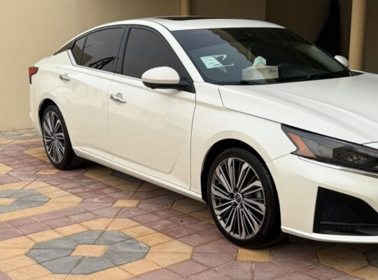 Nissan Altima SL 2.0 turbo Gcc 2023 for sale
