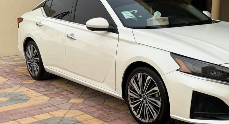 Nissan Altima SL 2.0 turbo Gcc 2023 for sale
